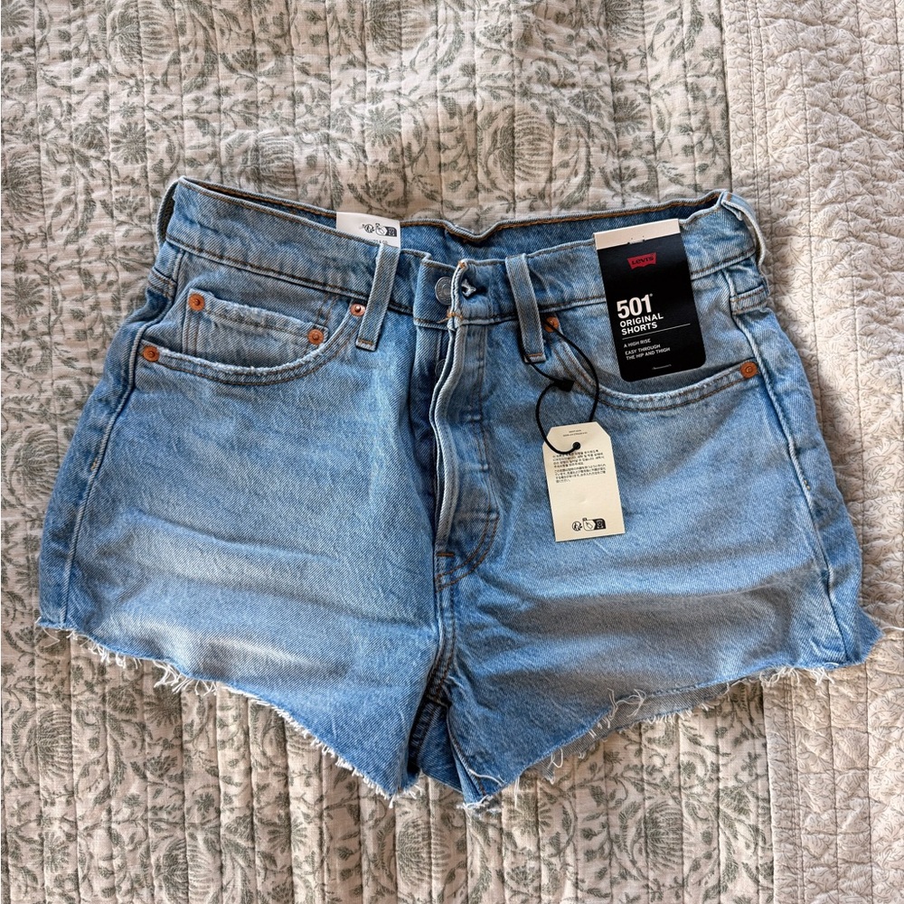 Levi's 501 Women's Blue Denim Shorts NWT